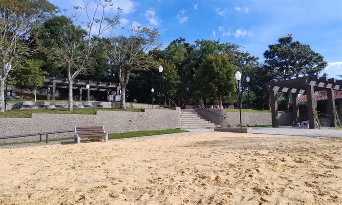 Praça está aberta para o público em Hortêncio