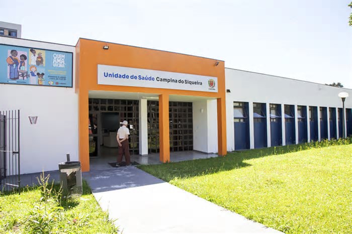 Nove unidades de saúde de Curitiba estarão abertas para vacinação neste sábado