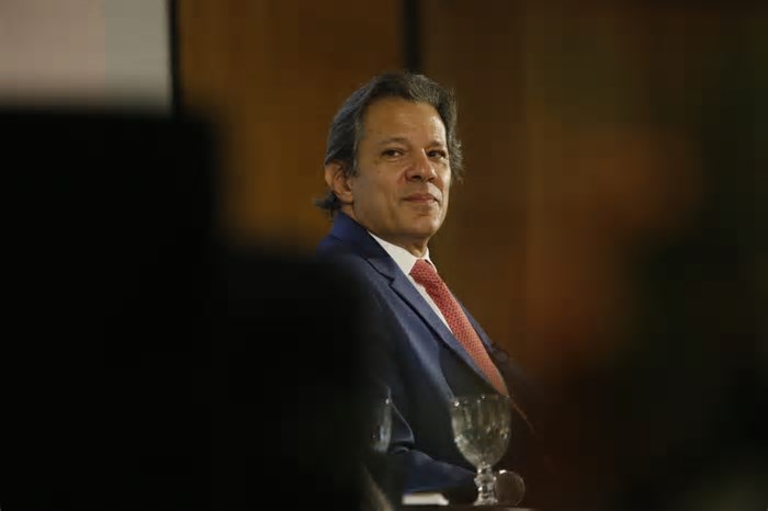 AGU bloqueia site estrangeiro que usava rosto de Haddad para aplicar golpe com criptomoedas