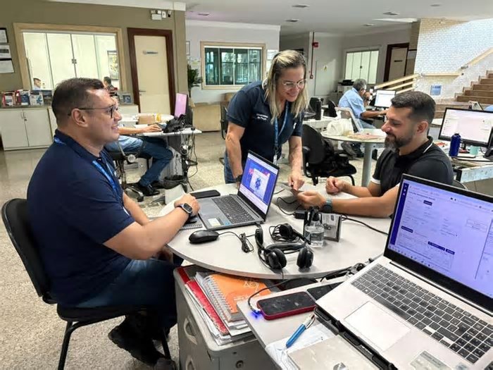 Empresa usa 'felicitômetro' para medir e aumentar a felicidade dos funcionários no Ceará