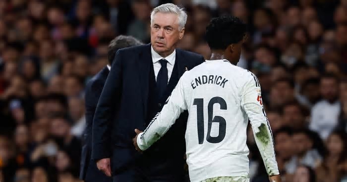 Endrick sofre lesão e está fora da convocação de Ancelotti para seleção brasileira