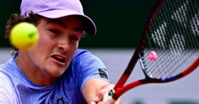 João Fonseca perde para o número 5 do mundo na terceira rodada de Roland Garros