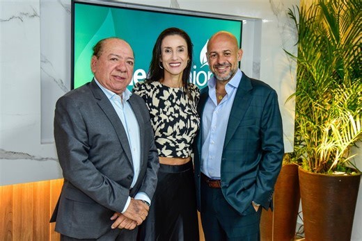 MedSênior inaugura nova unidade com festa em Vitória