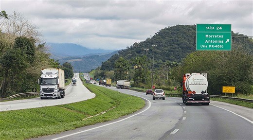 Com variação de 0,3% em março, setor de serviços registra segundo resultado positivo seguido