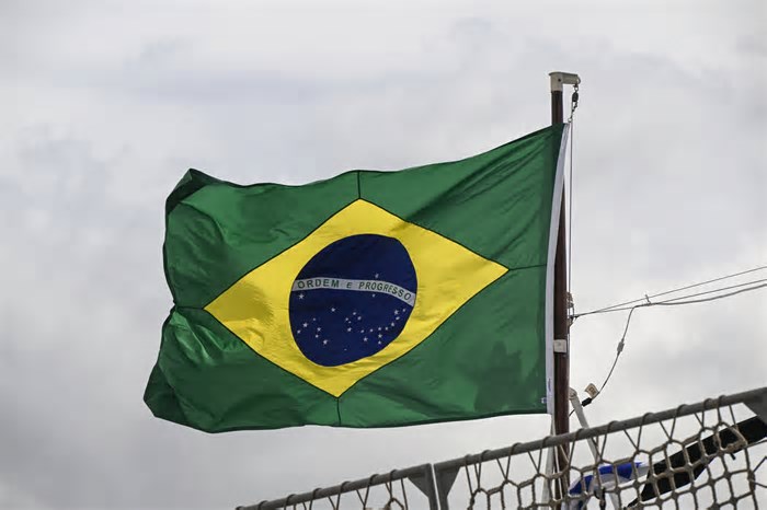 Brasil sobe em ranking global de piores burocacias; veja lista