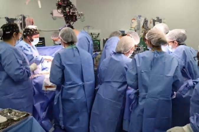 Pais anunciam morte de uma das gêmeas siamesas separadas em Goiás