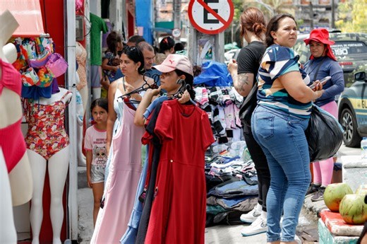 Dia das Mães deve movimentar R$ 422 mi em Fortaleza; veja itens mais buscados