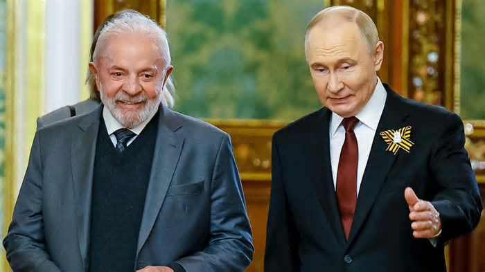 Lula em Moscou: a subserviência brasileira ao Eixo do Mal