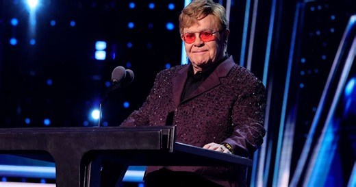 Elton John detona governo do Reino Unido por plano de IA burlar direitos autorais