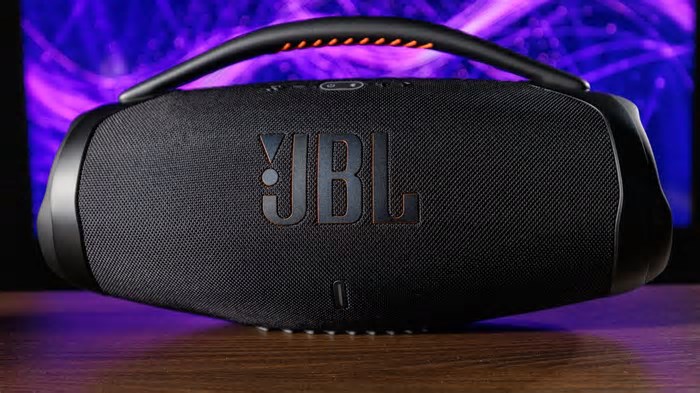Caixa de som gigante da JBL entra em super promoção com cupom de desconto