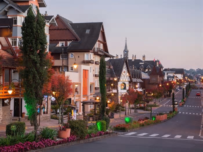Por que Gramado parece uma cidade europeia? A história por trás da arquitetura
