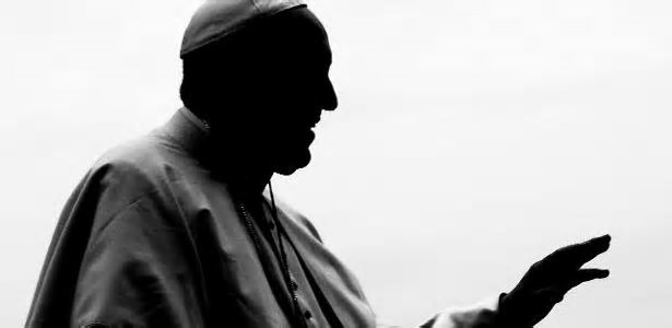 Conclave e fumaça: 10 pontos pra entender como é feita eleição de novo papa