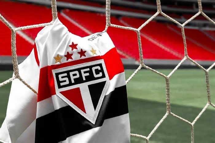 Libertadores 2025: Como times brasileiros lutam pelas vagas nas oitavas de final