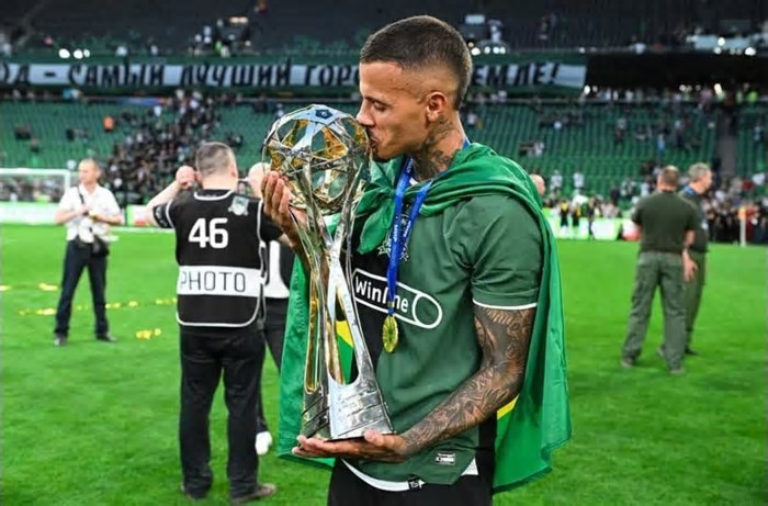 Zagueiro de MS entra para história de campeão inédito da Liga Russa