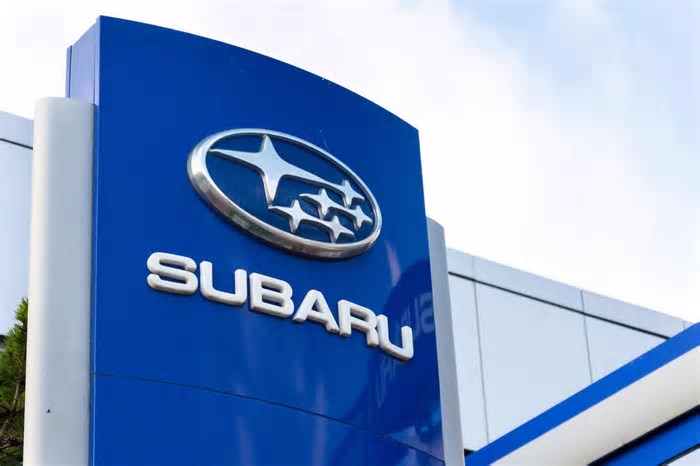 Subaru recua nos planos para carros elétricos em meio a tarifas e crise global