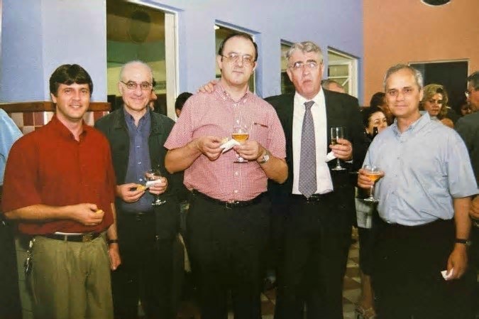 Leão XIV: internautas resgatam fotos antigas do novo papa; veja
