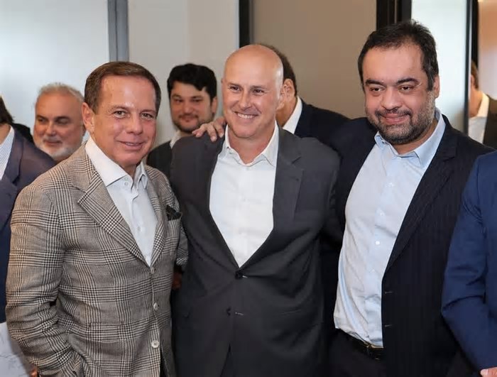 Prefeito de Resende participa do Rio Summit e reforça protagonismo da cidade no estado