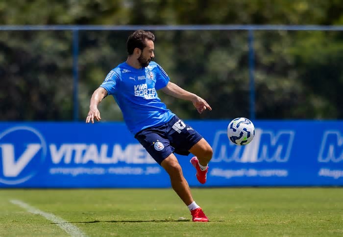 Bahia encara o São Paulo na Fonte Nova e tenta voltar ao G-6 do Brasileirão