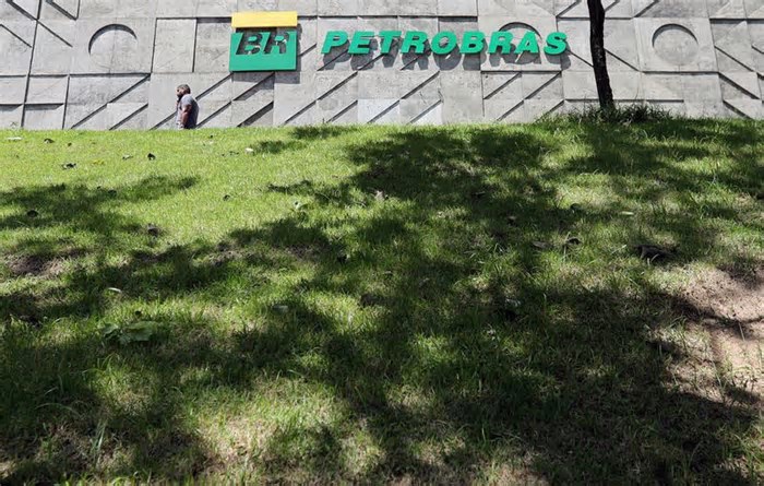 Petrobras busca empresas estrangeiras para firmar parcerias com estaleiros brasileiros