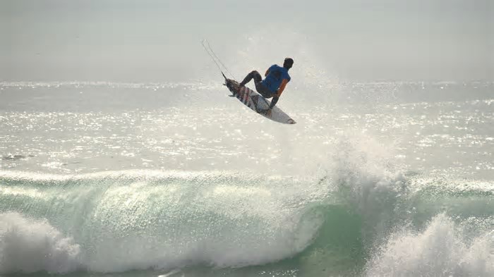Tecnologia redefine a destreza exigida no surf inovador e progressivo