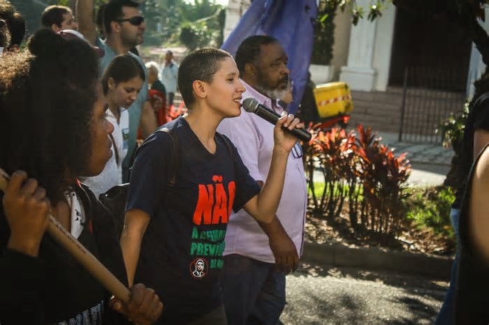 Documentário que joga luz sobre os desafios da vida acadêmica ganha pré-estreia na UFSCar