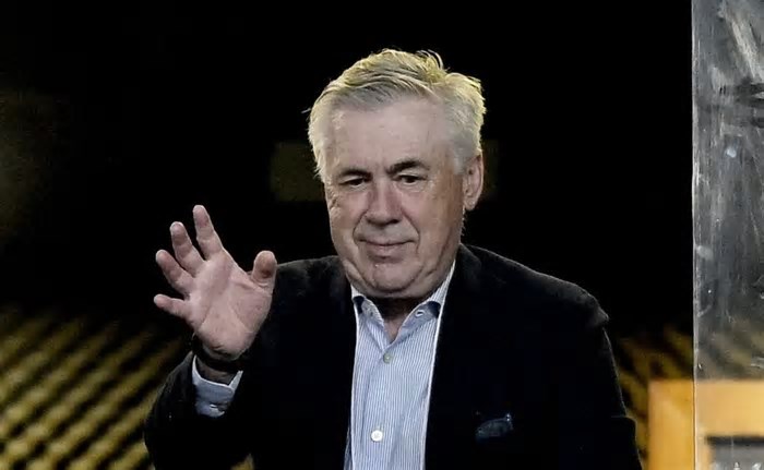 Carlo Ancelotti decide focar especialmente em Pedro ao assistir Flamengo x Deportivo Táchira-VEN pela Libertadores