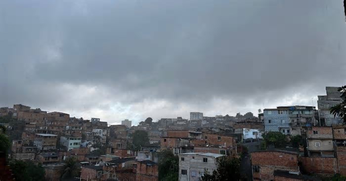 Chuva permanece em Salvador durante o fim de semana e 22 praias estão impróprias