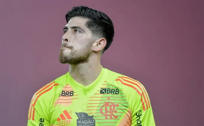 Flamengo avança em renovação com Agustín Rossi antes da Copa do Mundo de Clubes