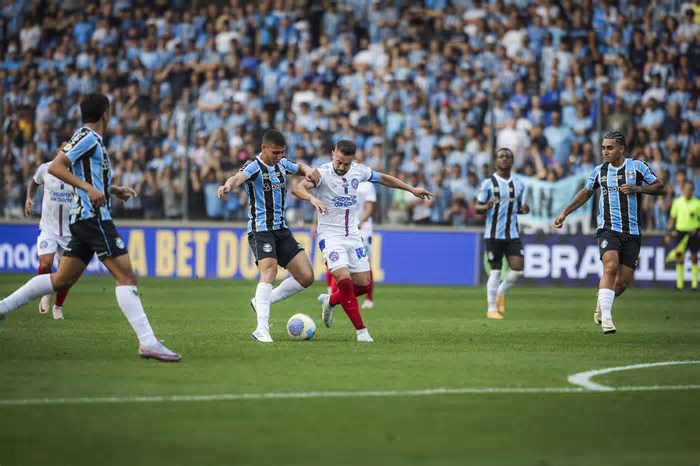 Grêmio x Bahia: onde assistir ao vivo, horário e escalações