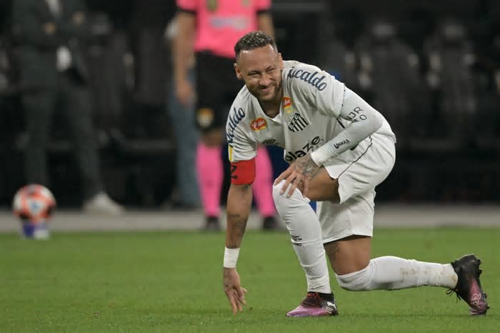 O enigma Neymar na primeira convocação de Ancelotti