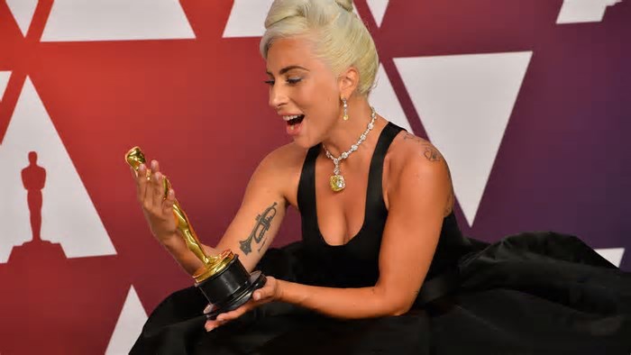 A incrível jornada de Lady Gaga, a rainha da reinvenção e da arte
