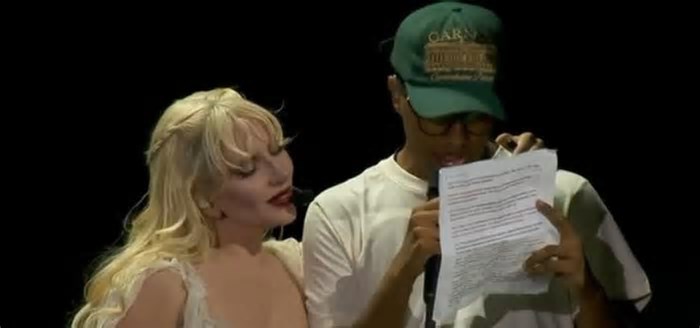Quem é o brasileiro que subiu ao palco com Lady Gaga em Copacabana?