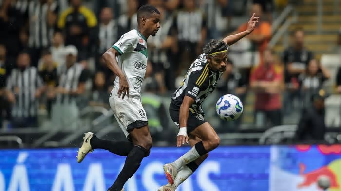 Maringá sucumbe à pressão, é goleado pelo Atlético-MG e está eliminado da Copa do Brasil