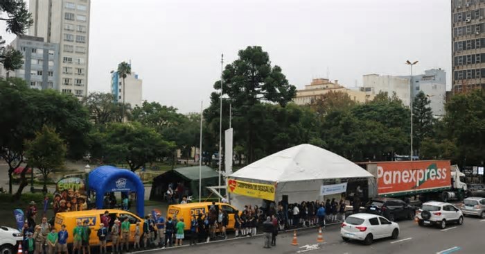 Campanha do Agasalho de Caxias inicia neste sábado (10/05) com programação especial da Tua Rádio São Francisco