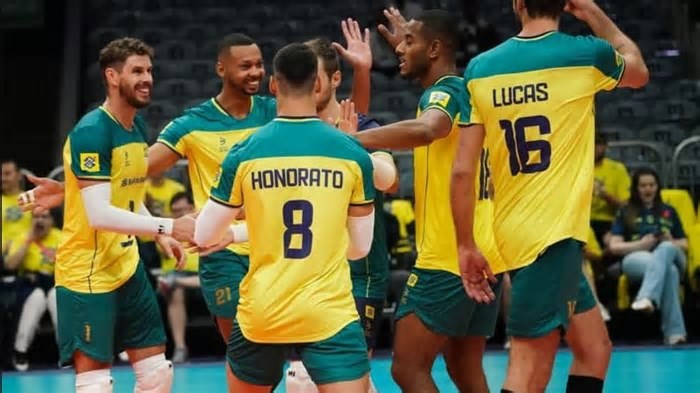 Seleção Brasileira masculina de vôlei está entre as mais baixas da Liga das Nações 2025; veja