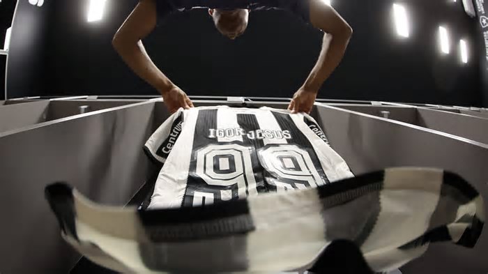 Botafogo prepara lançamento do novo primeiro uniforme da temporada