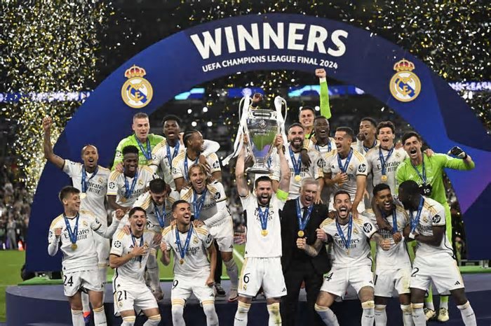 Melhor jogador do mundo pelo Real Madrid anuncia saída do time após o Mundial