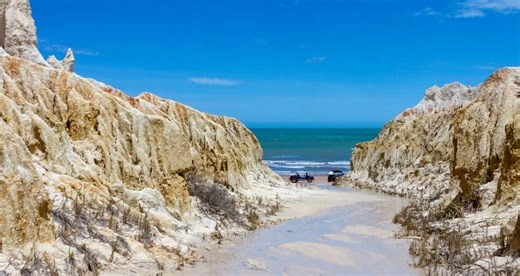Destino paradisíaco no Ceará tem acesso fácil e não exige altos gastos