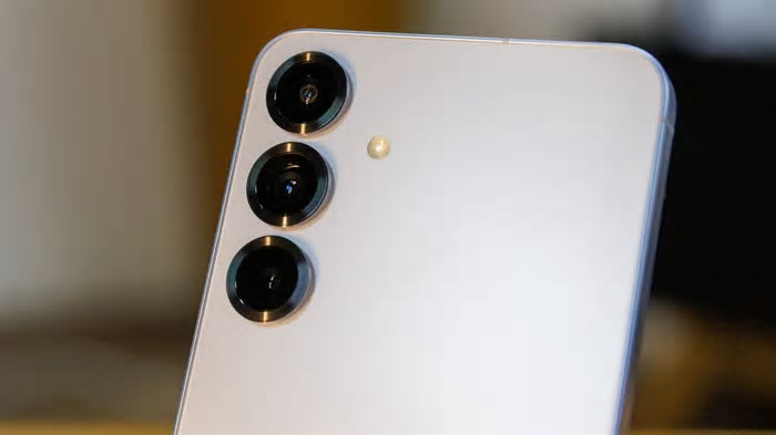 Galaxy S26 pode ser bem mais fino com nova tecnologia de câmera; veja