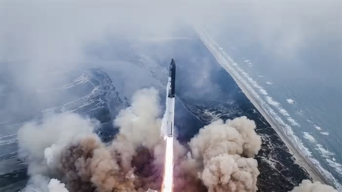 Sob pressão por falhas no Starship, SpaceX aumenta investimento no foguete e mira missão em Marte já em 2026