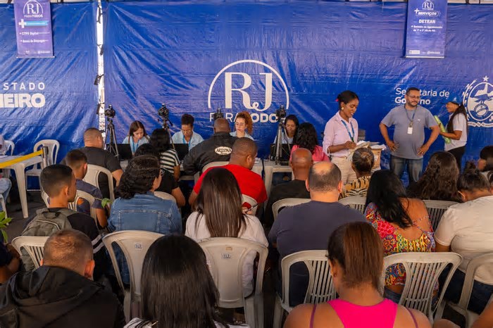 ‘RJ Para Todos’ oferece diversos serviços para a população de Barra Mansa