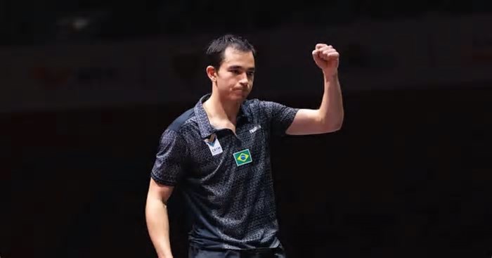 Hugo Calderano vence e garante medalha inédita no Mundial de Tênis de Mesa