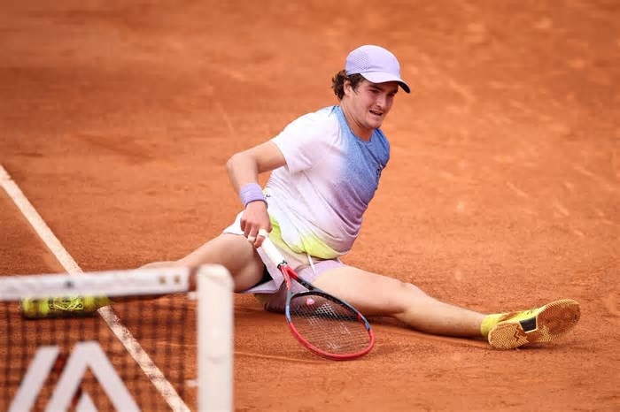 Rival deste sábado em Roland Garros, número 5 do mundo brinca com gritos de 'João Fonseca'
