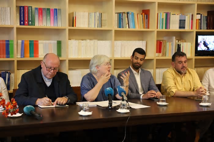 Igreja/Media: «Temos de desarmar a comunicação, de desarmar as palavras» – Isabel Figueiredo (c/fotos)