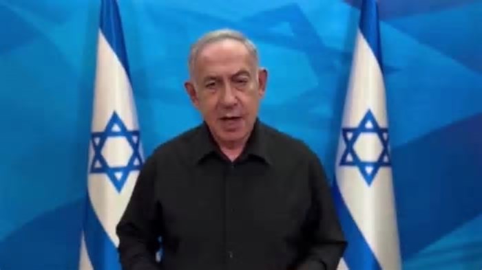 Bombardeios israelenses matam ao menos 93 palestinos em Gaza