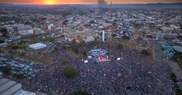 Fé, turismo e negócios: tocantinenses aquecem a economia de Goiás em eventos religiosos