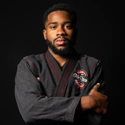 João Rocha conquista segunda vitória no MMA