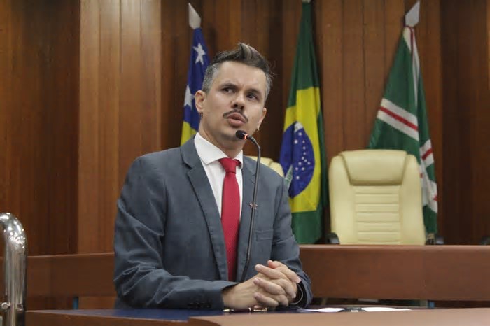Vereador denuncia possíveis irregularidades de repasses da Prefeitura para a Pecuária de Goiânia