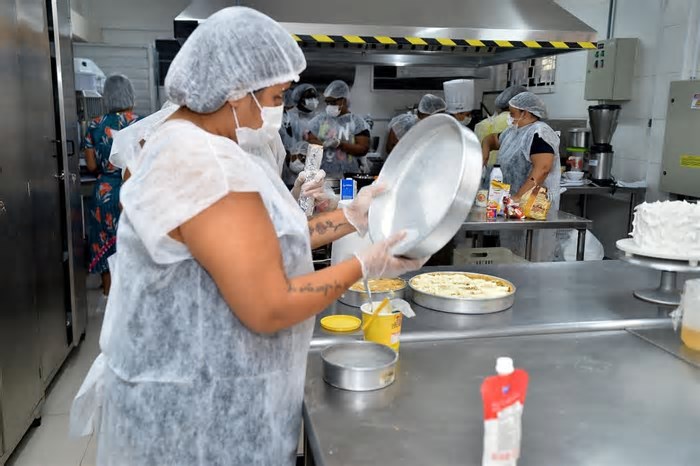 Rua Aristedes Novis, 123, Federação