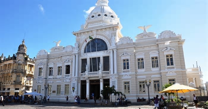 Após incertezas com Palácio Rio Branco, grupo André Guimarães pode integrar consórcio com empresa de Alex Allard